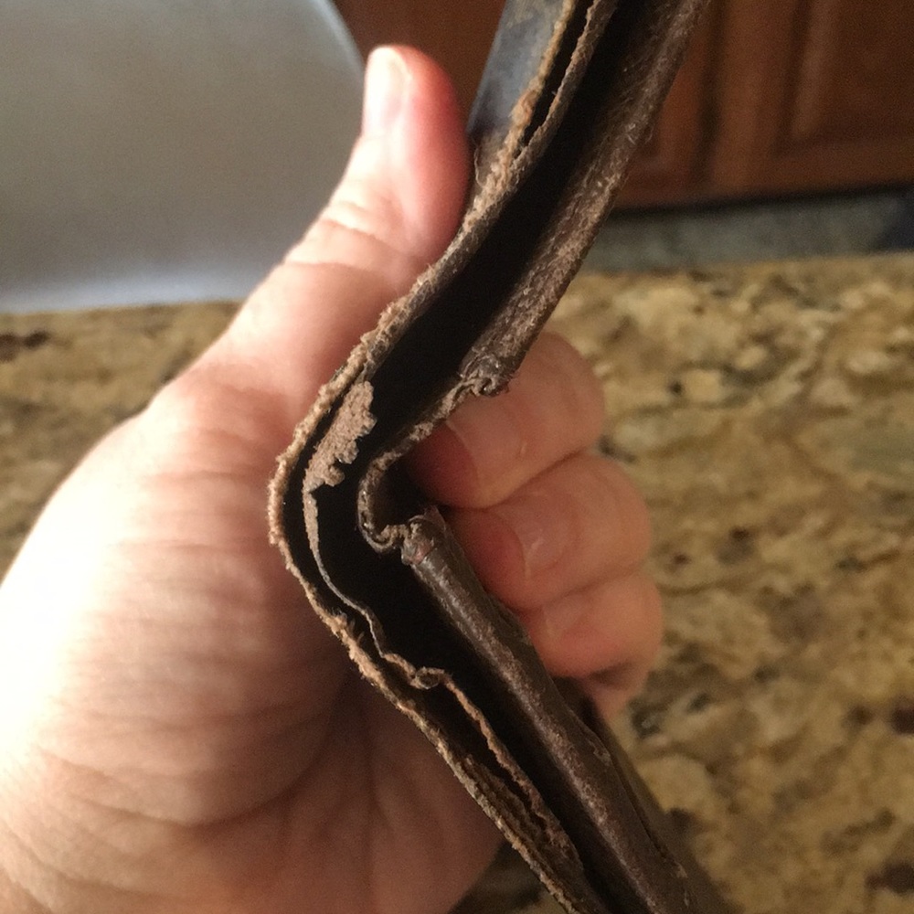 Used men’s Louis Vuitton wallet - Picture 4 of 5